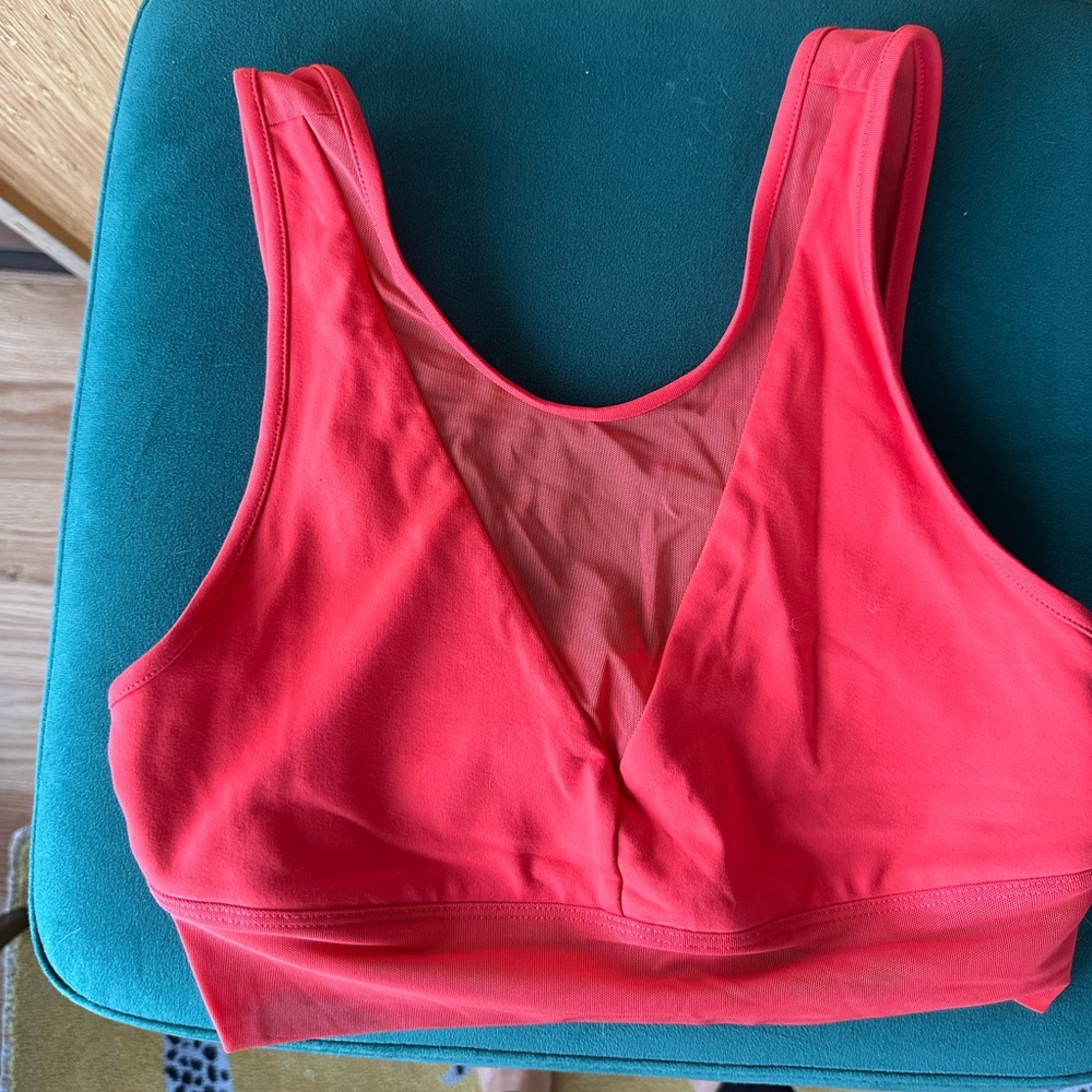 Alo red top